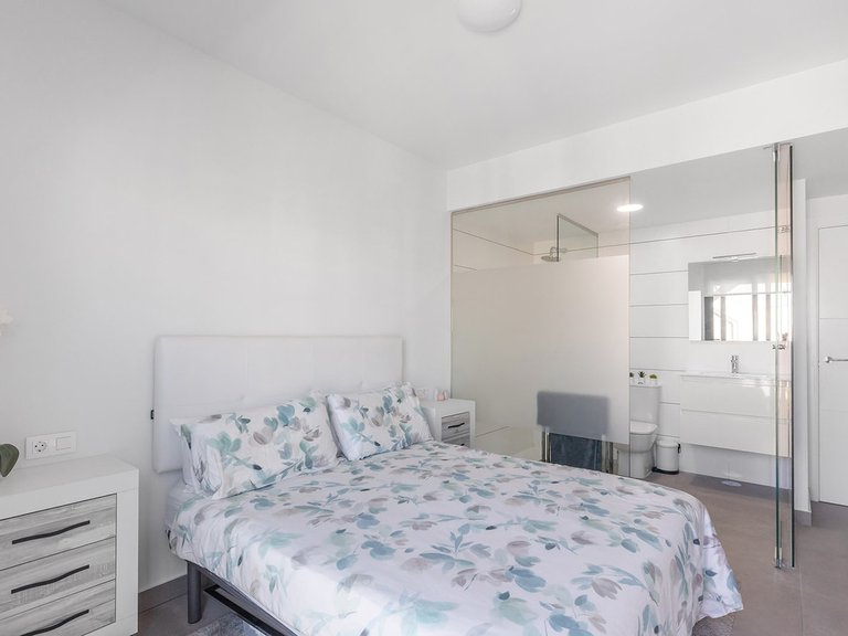Apartment for Sale in Villamartin, Alicante 21