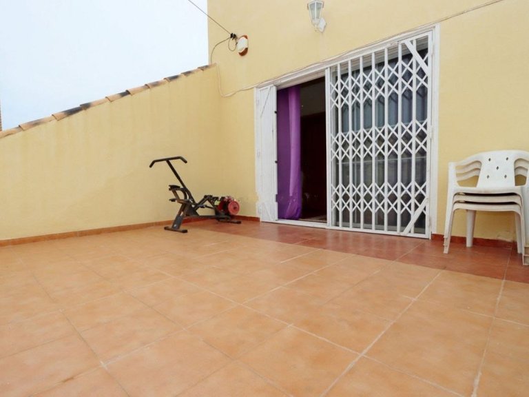 Villa for Sale in Playa Flamenca, Alicante 1