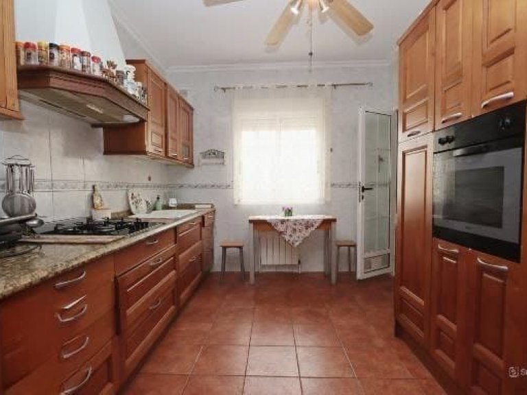 Villa for Sale in Playa Flamenca, Alicante 9