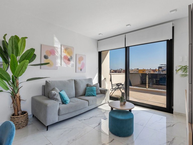 Apartment for Sale in Punta Prima, Alicante 8