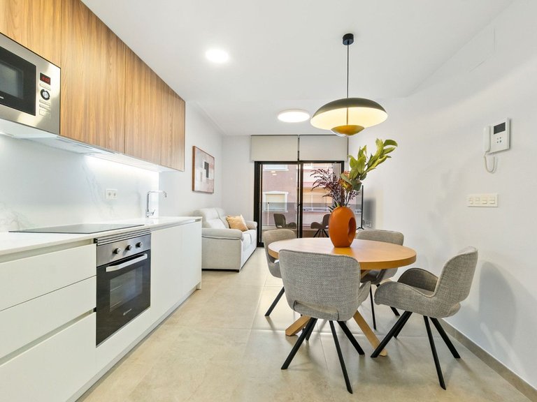 Apartment for Sale in Torrevieja, Alicante 8