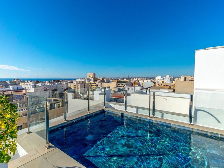 Apartment for Sale in Torrevieja, Alicante 26