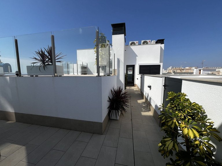 Apartment for Sale in Torrevieja, Alicante 30