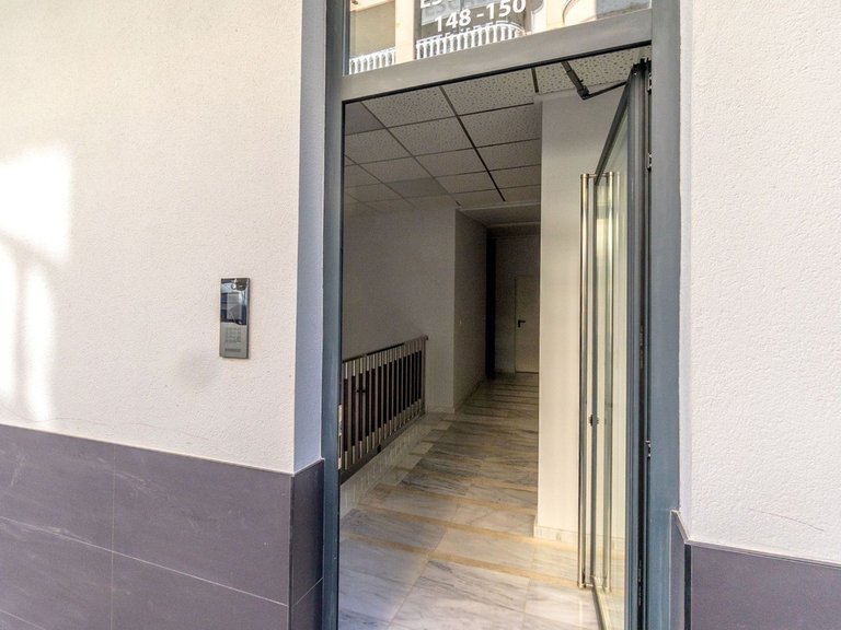 Apartment for Sale in Torrevieja, Alicante 35