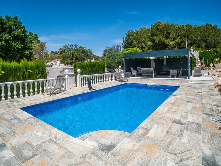 Villa for Sale in La Marina, Alicante 40