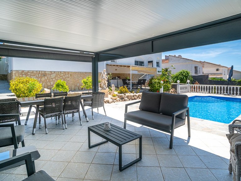 Villa for Sale in La Marina, Alicante 45