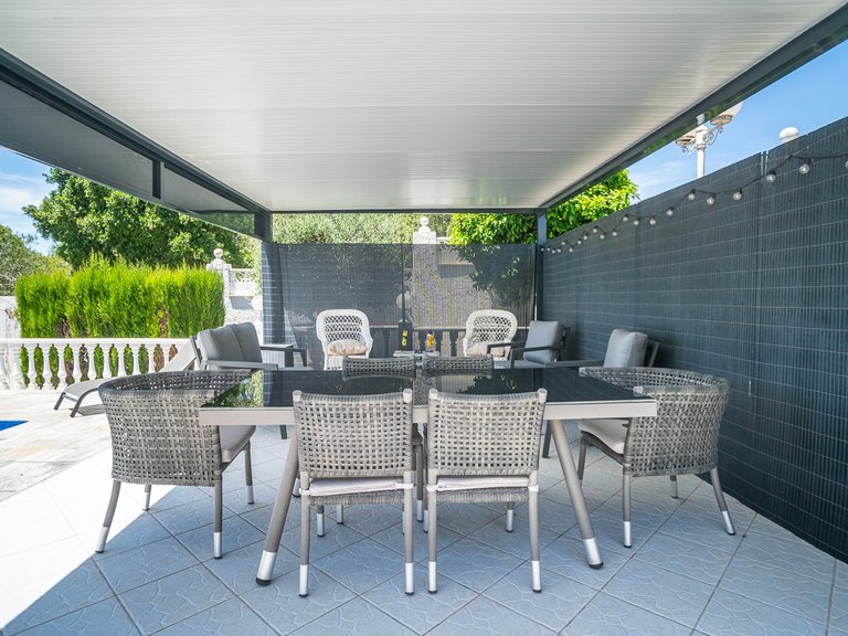 Villa for Sale in La Marina, Alicante 46