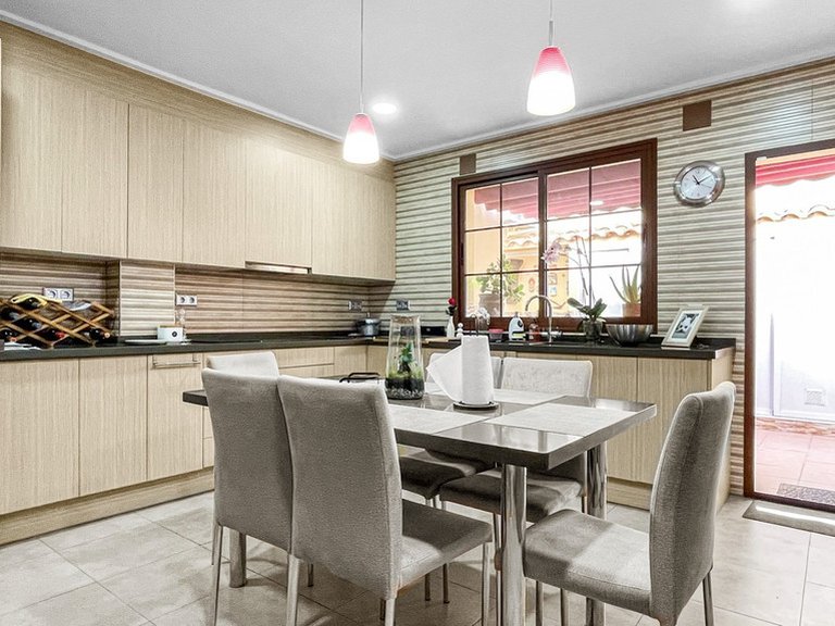 Town House for Sale in Torrevieja, Alicante 1