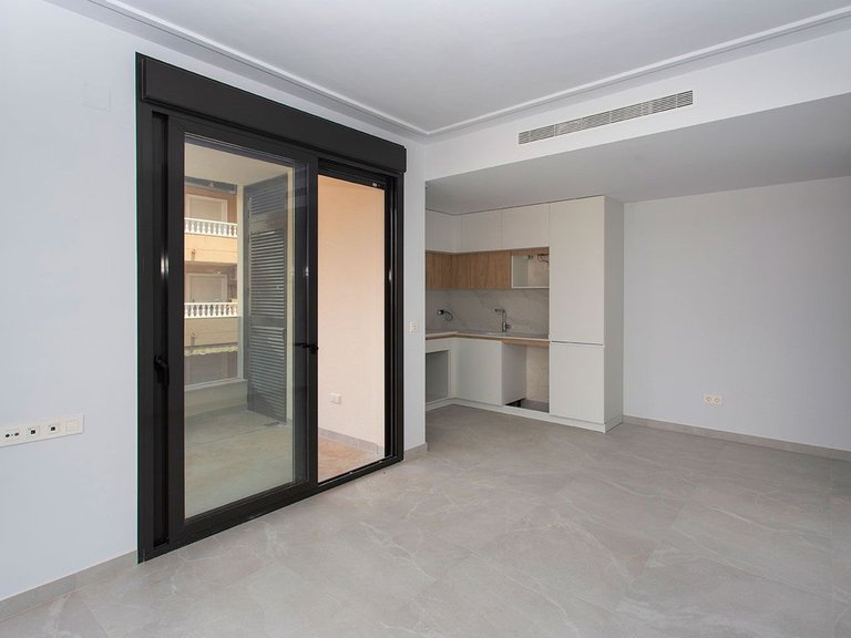 Apartment for Sale in Torrevieja, Alicante 10