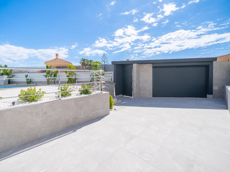 Villa for Sale in Ciudad Quesada, Alicante 3