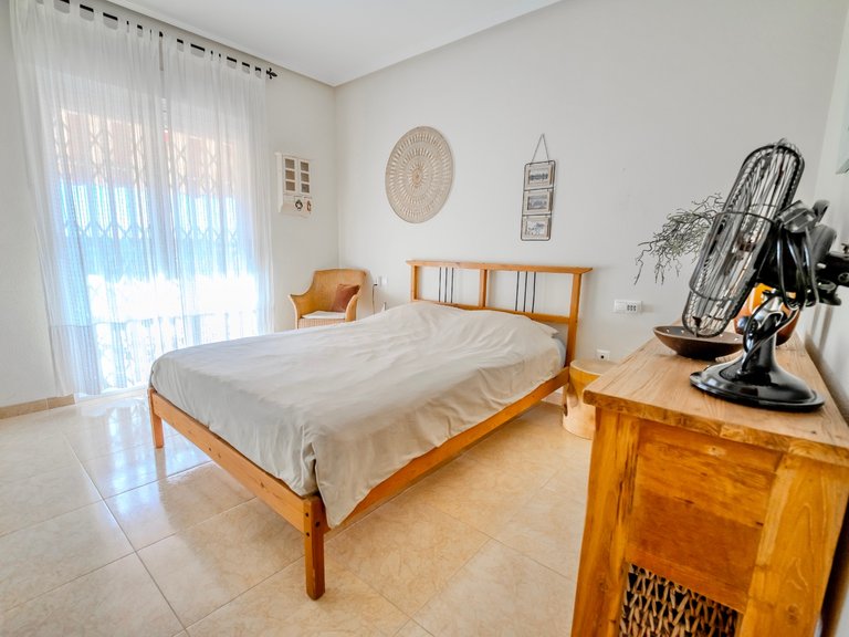 Villa for Sale in Guardamar Del Segura, Alicante 17