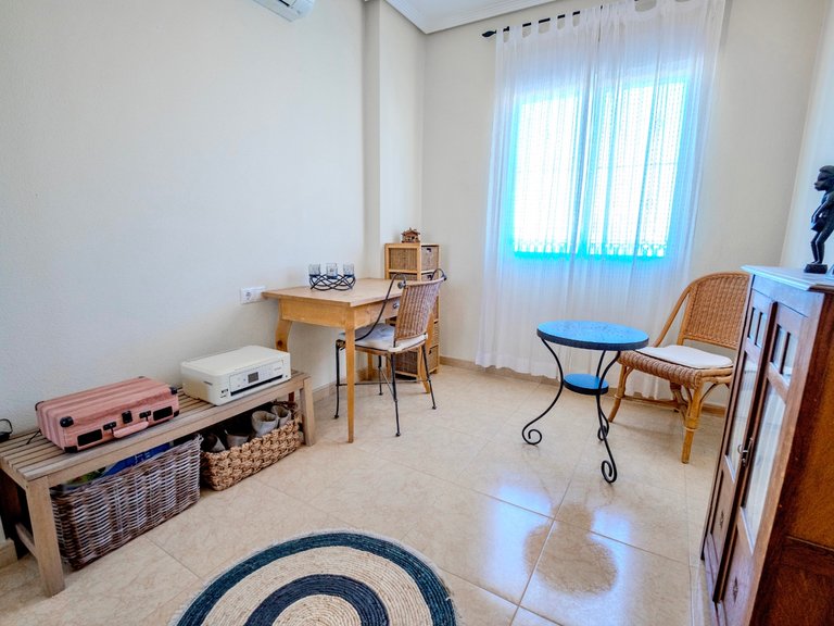 Villa for Sale in Guardamar Del Segura, Alicante 24
