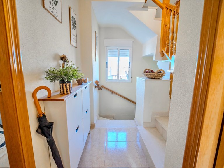Villa for Sale in Guardamar Del Segura, Alicante 26