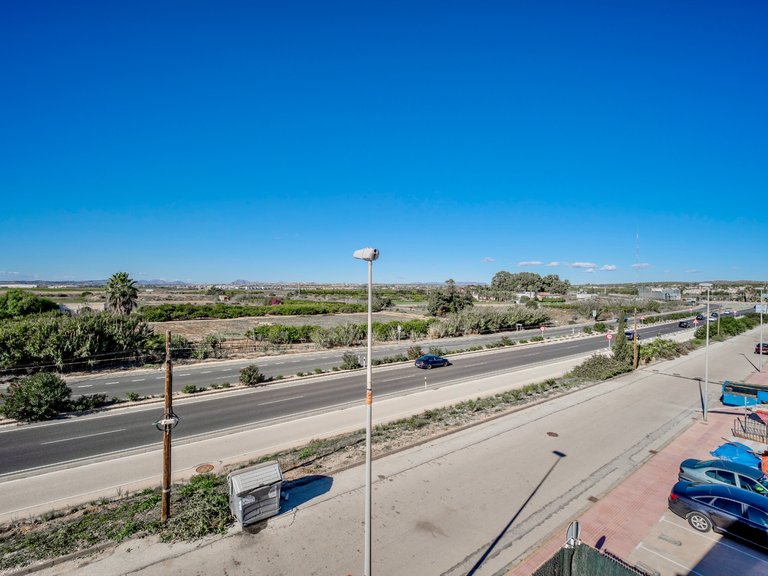 Villa for Sale in Guardamar Del Segura, Alicante 30