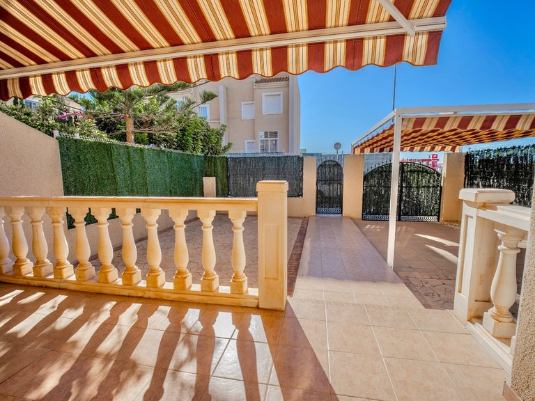 Villa for Sale in Guardamar Del Segura, Alicante 34