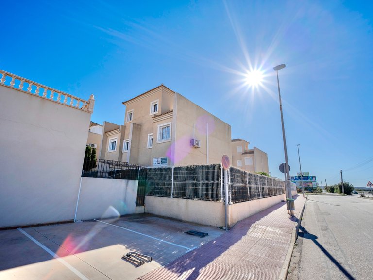 Villa for Sale in Guardamar Del Segura, Alicante 36