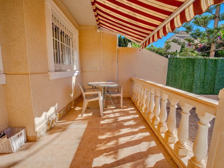 Villa for Sale in Guardamar Del Segura, Alicante 37