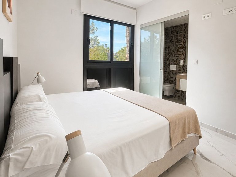 Apartment for Sale in Los Altos, Alicante 8