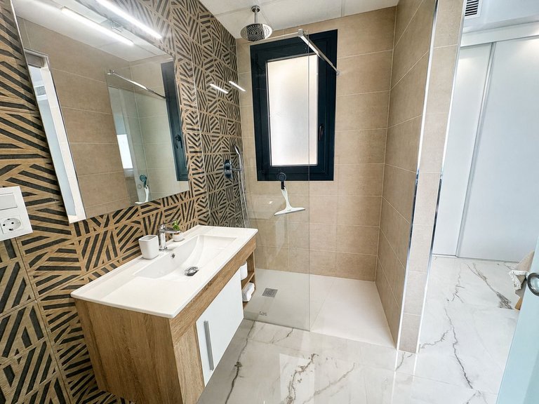 Apartment for Sale in Los Altos, Alicante 11
