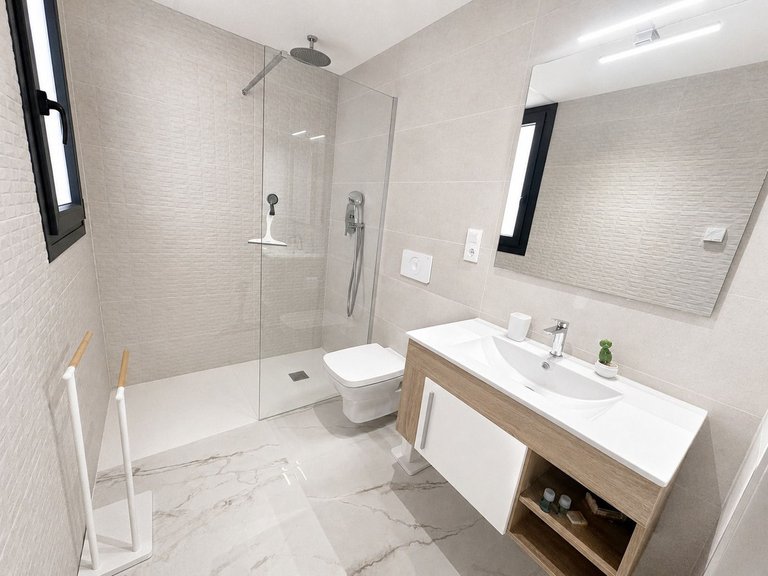 Apartment for Sale in Los Altos, Alicante 15