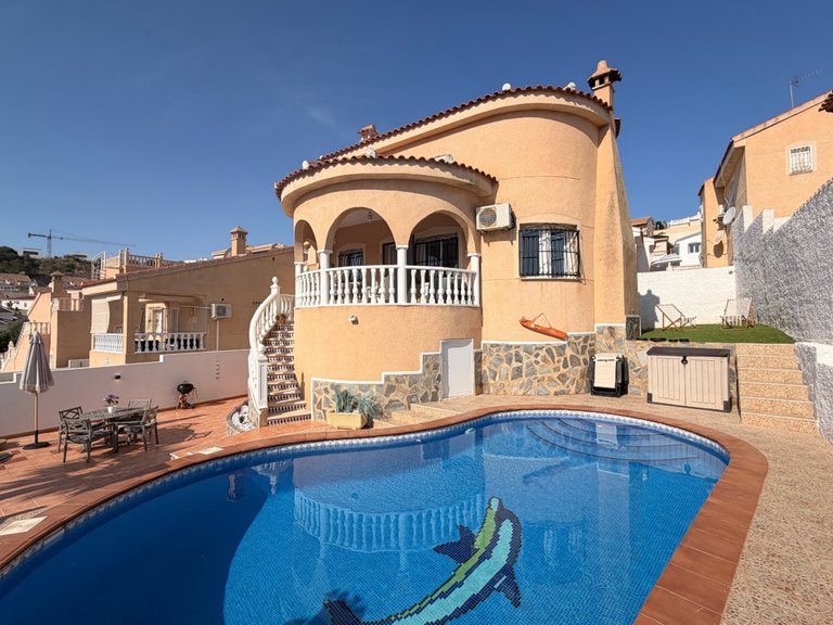 Villa for Sale in Ciudad Quesada, Alicante 1