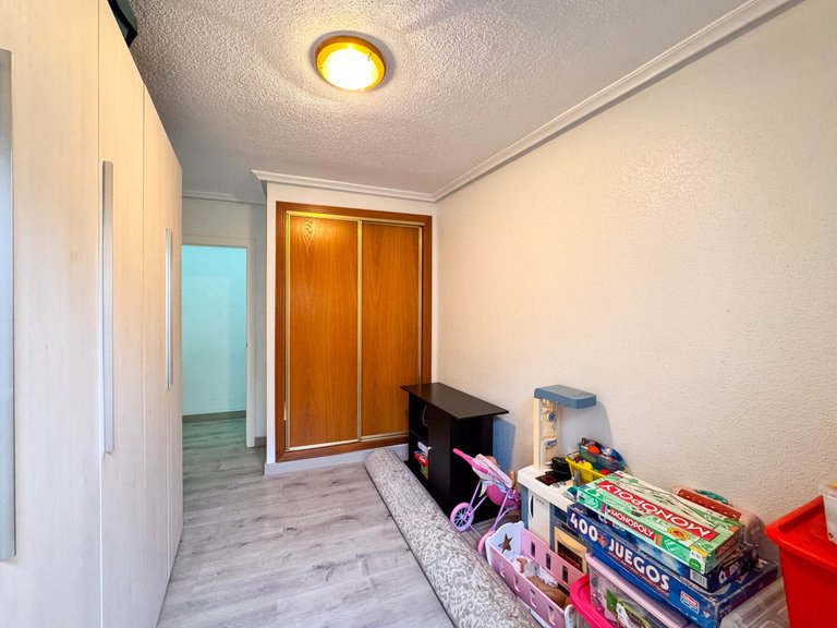 Apartment for Sale in Torrevieja, Alicante 29