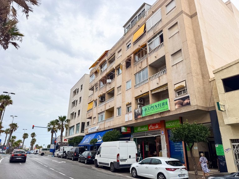 Apartment for Sale in Torrevieja, Alicante 35