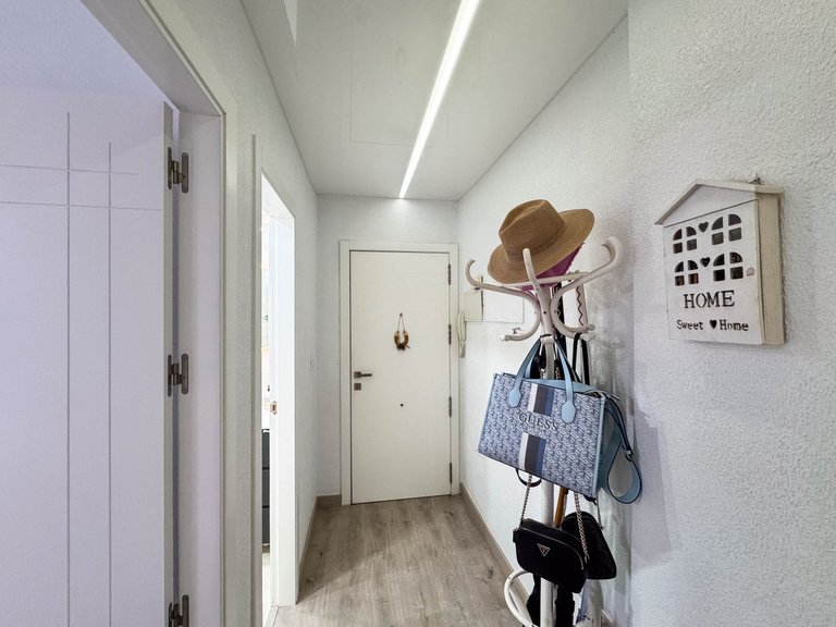 Apartment for Sale in Torrevieja, Alicante 36