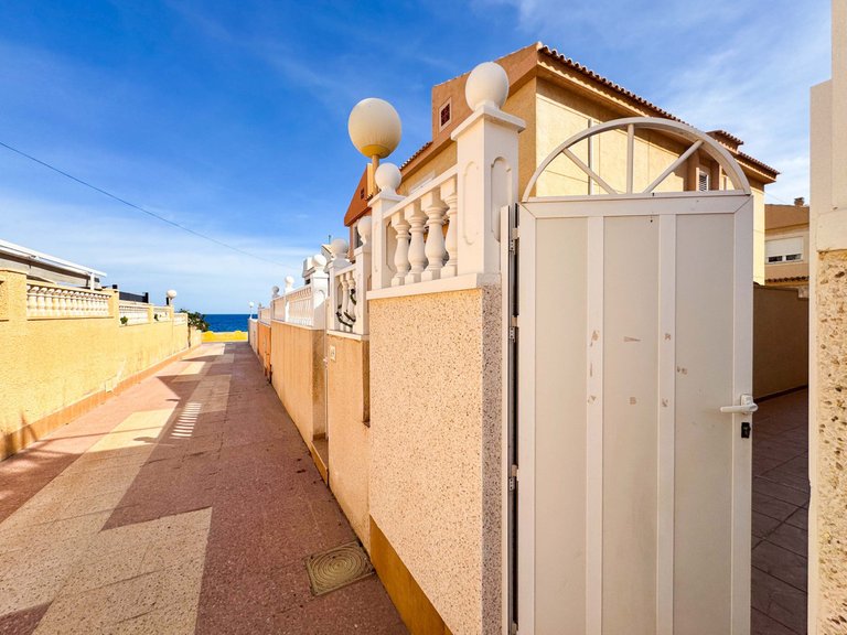 Town House for Sale in Torrevieja, Alicante 30