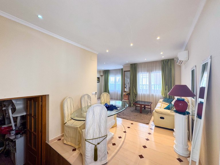 Town House for Sale in Torrevieja, Alicante 38