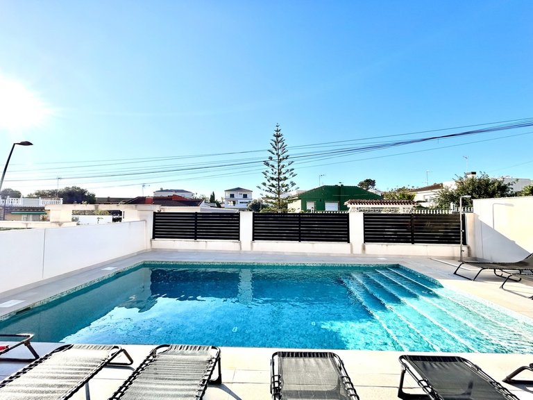 Villa for Sale in Los Balcones, Alicante 3