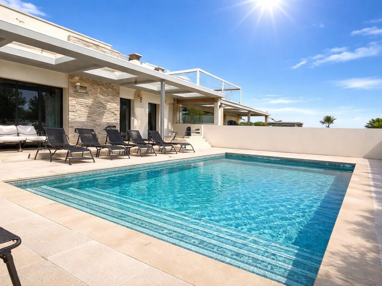 Villa for Sale in Los Balcones, Alicante 37