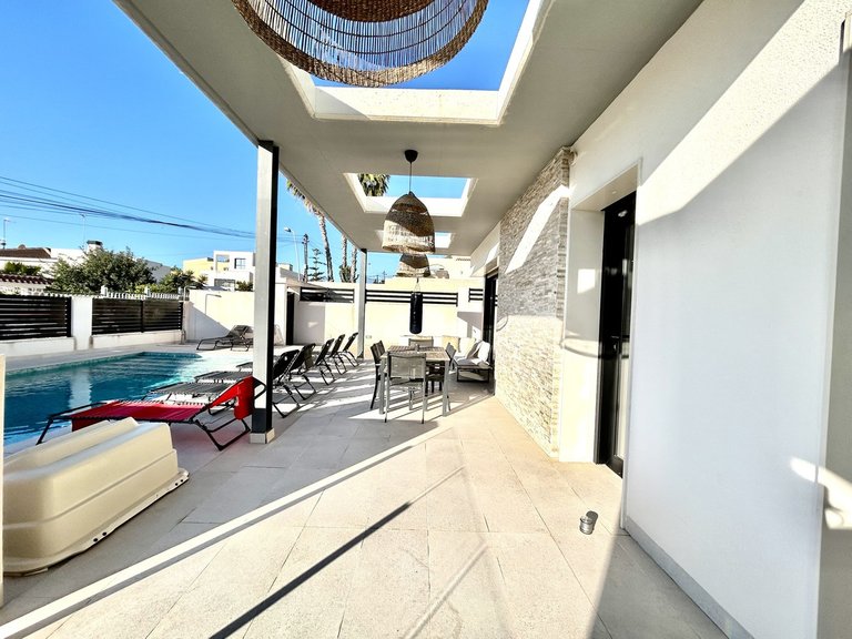 Villa for Sale in Los Balcones, Alicante 45