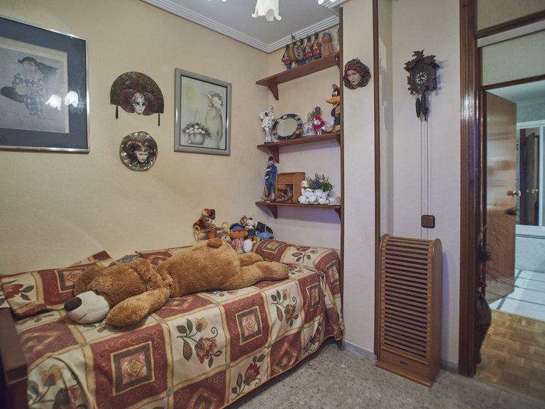 Apartment for Sale in Alicante, Alicante 25