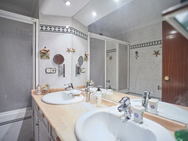 Apartment for Sale in Alicante, Alicante 26
