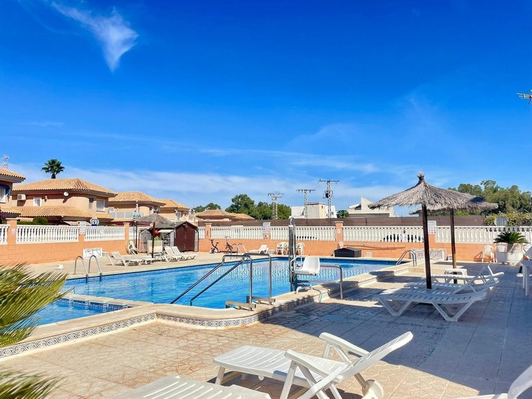 Apartment for Sale in Los Altos, Alicante 4