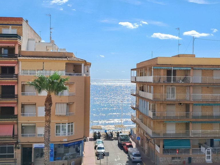 Apartment for Sale in Torrevieja, Alicante 1