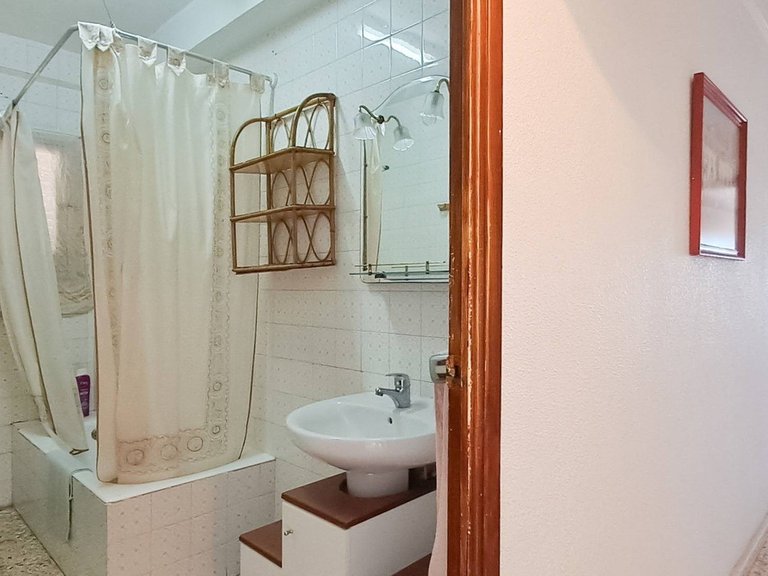 Apartment for Sale in Torrevieja, Alicante 20