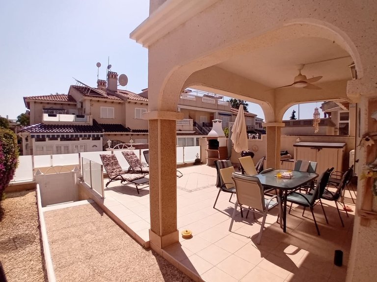 Apartment for Sale in Playa Flamenca, Alicante 40