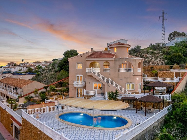 Villa for Sale in Ciudad Quesada, Alicante 1