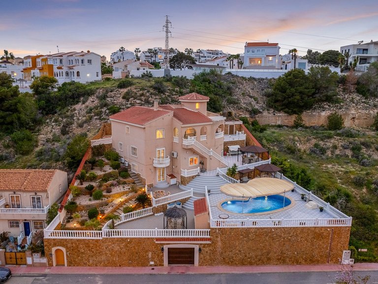 Villa for Sale in Ciudad Quesada, Alicante 3