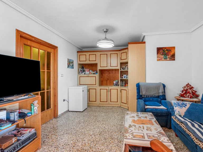Apartment for Sale in Arenales Del Sol, Alicante 7