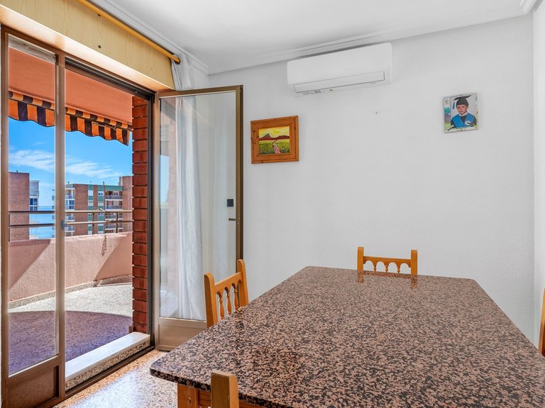 Apartment for Sale in Arenales Del Sol, Alicante 8