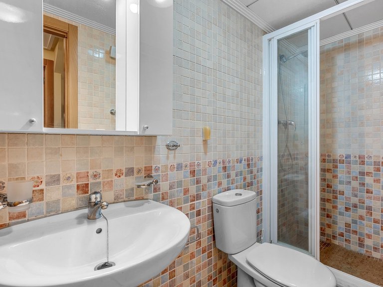 Town House for Sale in Villamartin, Alicante 9