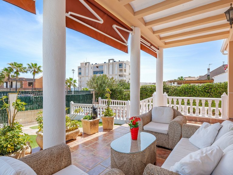Villa for Sale in Torrevieja, Alicante 6