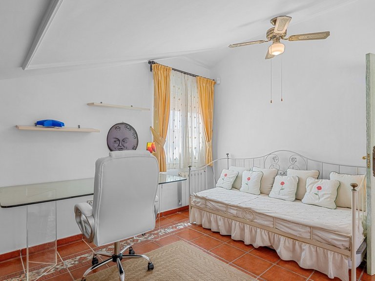 Villa for Sale in Torrevieja, Alicante 45