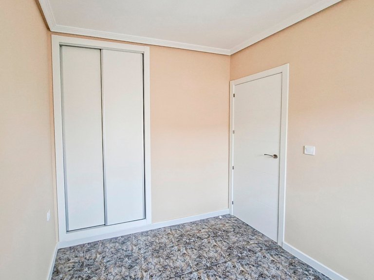 Apartment for Sale in La Zenia, Alicante 13
