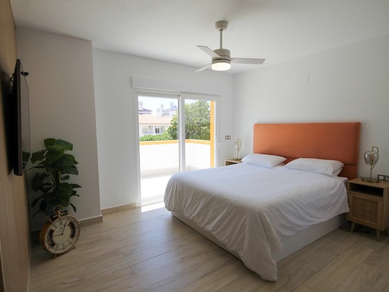 Villa for Sale in Los Dolses, Alicante 17