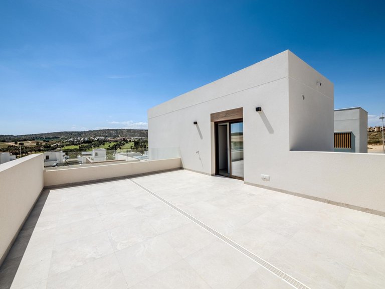 Villa for Sale in Algorfa, Alicante 4
