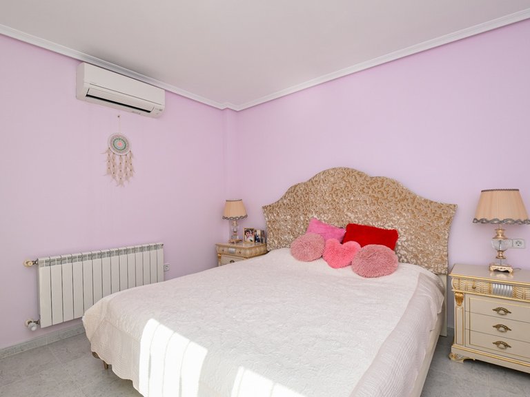 Villa for Sale in Campoamor, Alicante 18